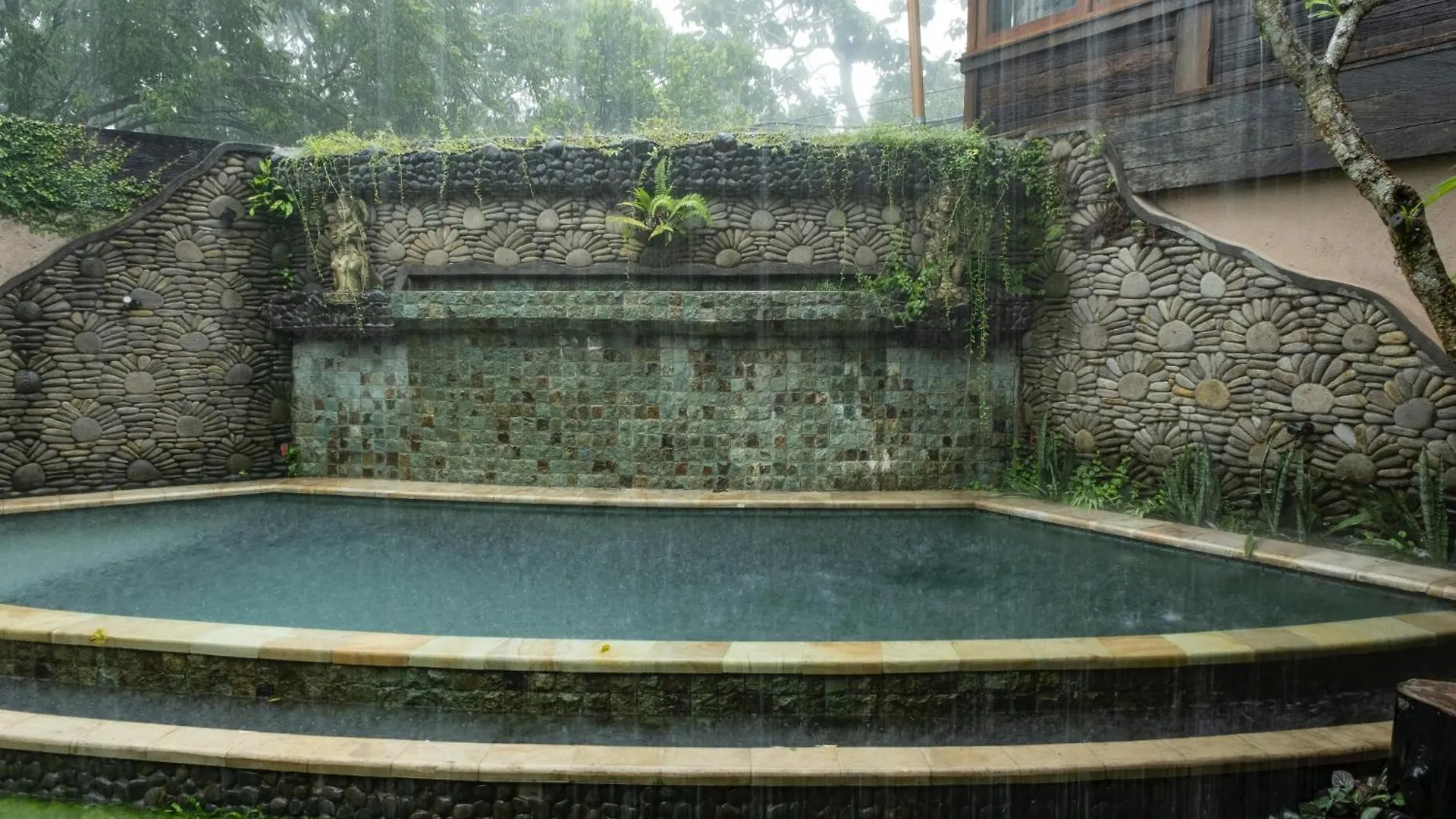 Bali Bohemia Huts Hotel Ubud 4*,